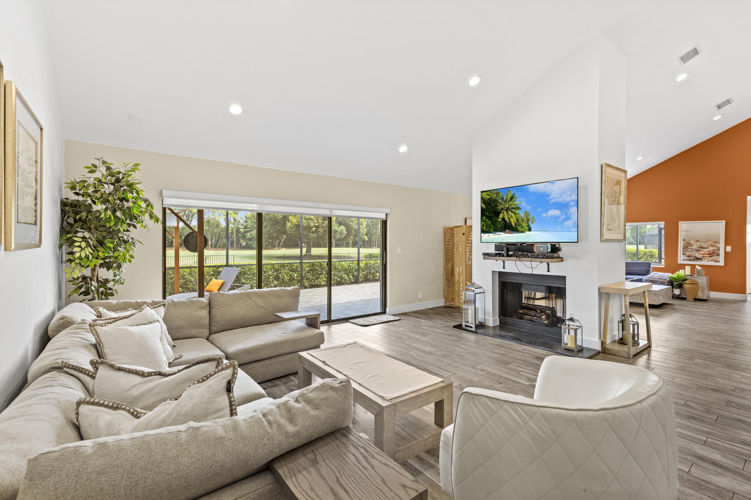 10718 Boca Woods Lane Boca Raton, FL 33428 - Photo 15 of 98 large living area