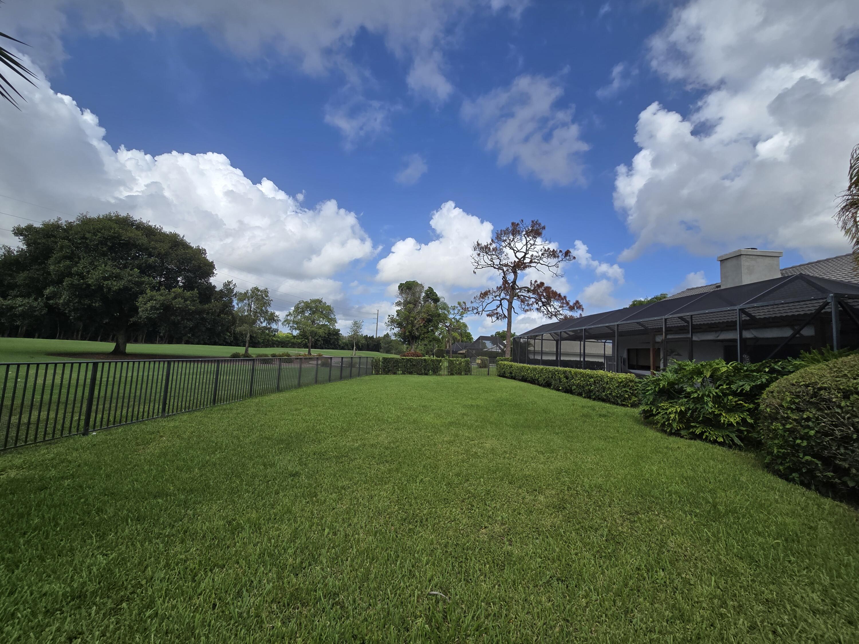 10718 Boca Woods Lane Boca Raton, FL 33428 - Photo 24 of 98 fenced yard