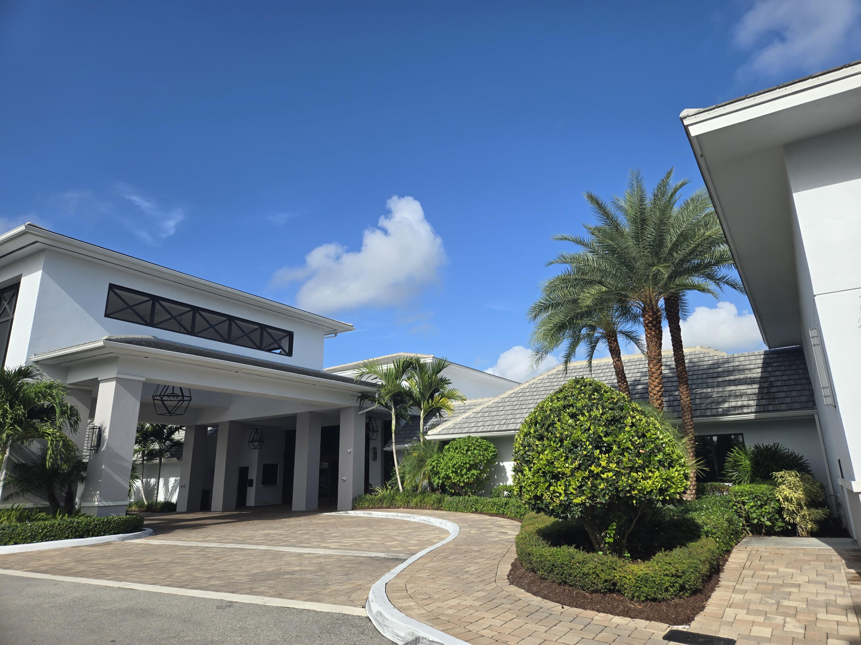 10718 Boca Woods Lane Boca Raton, FL 33428 - Photo 43 of 98 Newly redone club