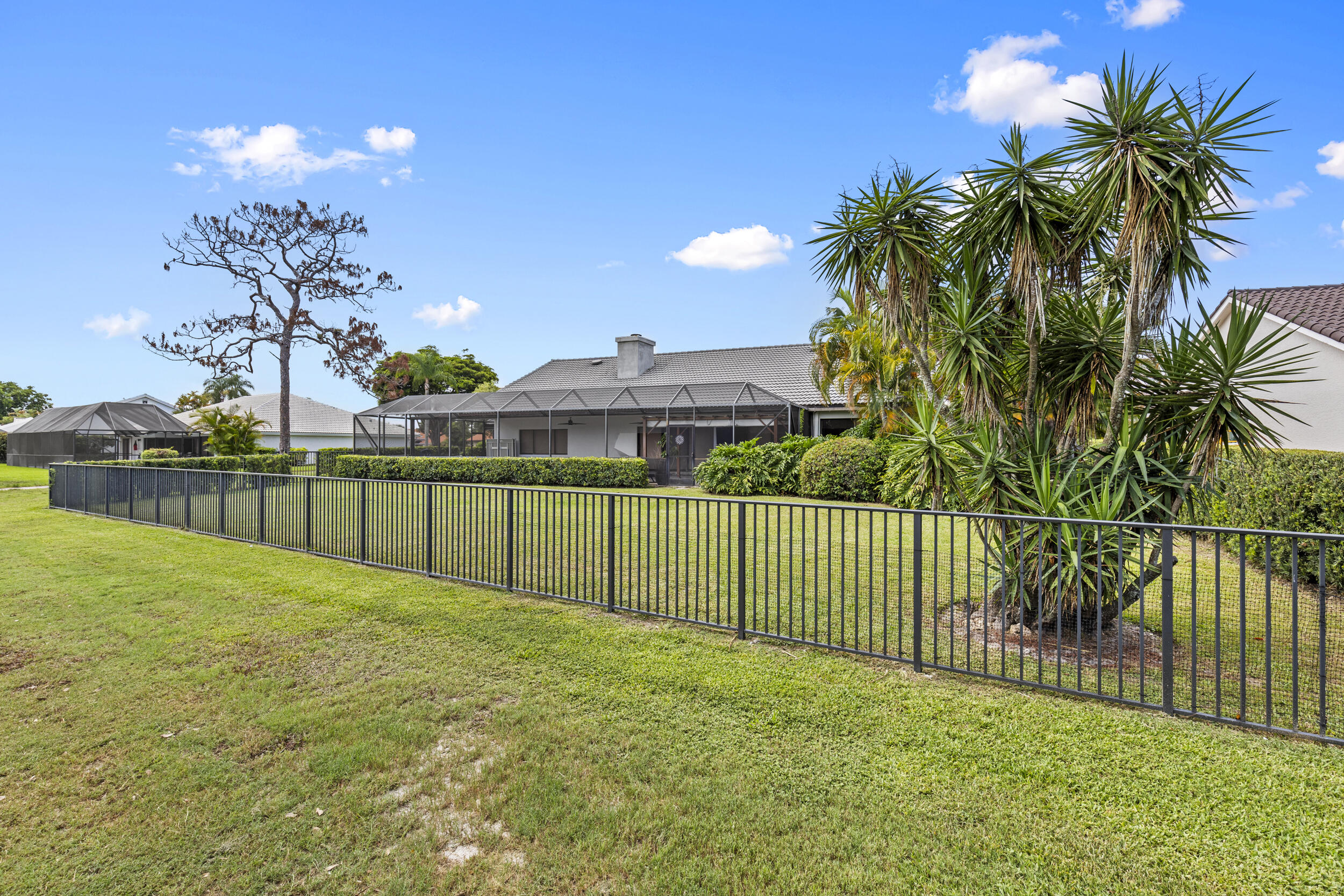 10718 Boca Woods Lane Boca Raton, FL 33428 - Photo 74 of 98 room for a pool