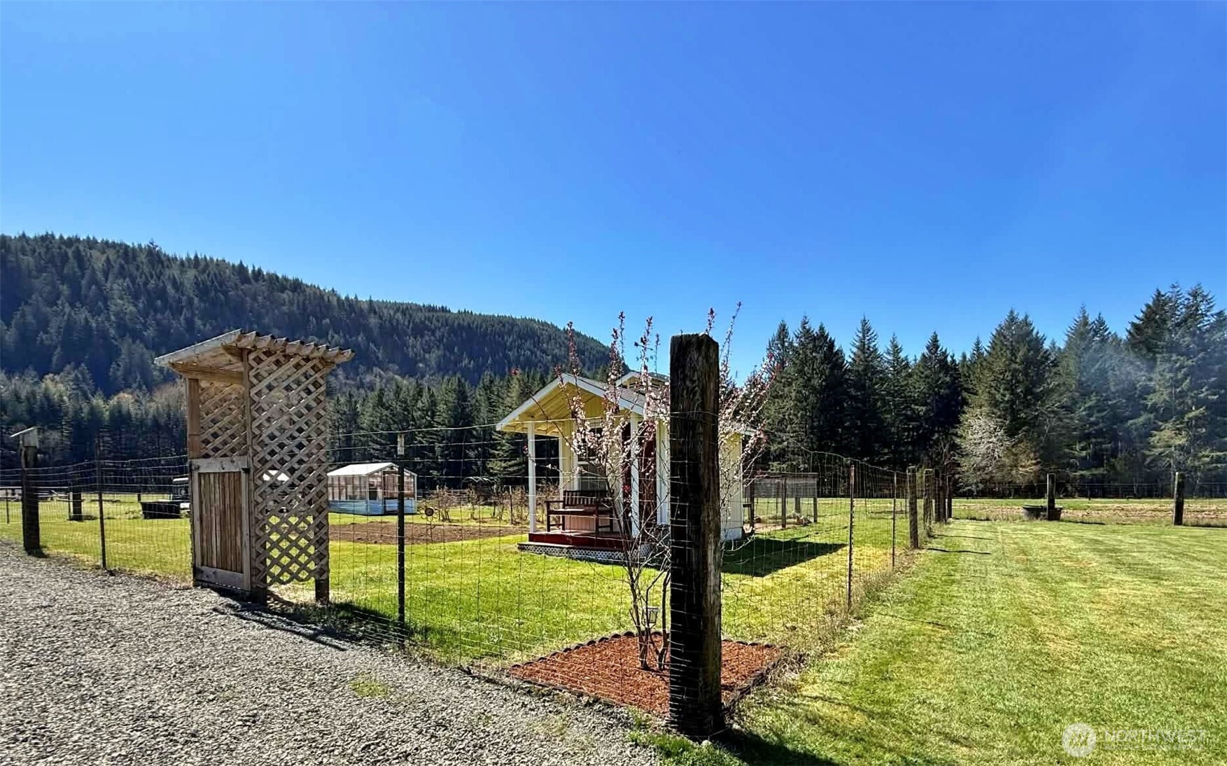 240 Dodge Road Morton, WA 98356 - Photo 15 of 34 Gallery Image 15
