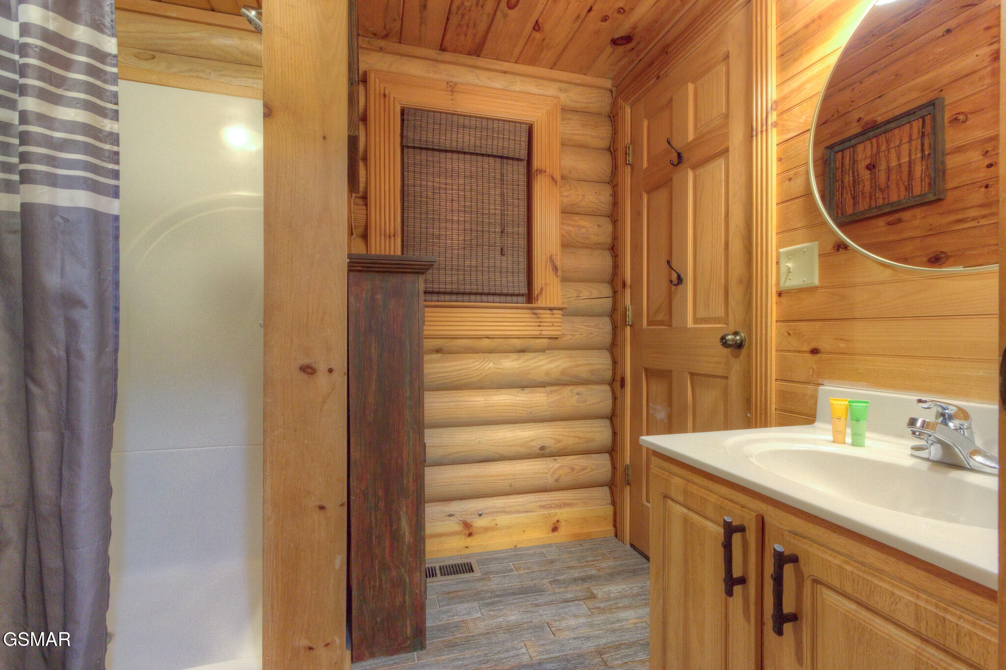 3139 Smoky Ridge Way Sevierville, TN 37862 - Photo 18 of 33 Gallery Image 18
