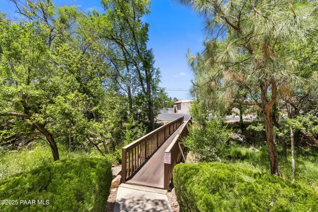 $375,000 | 217 Creekside Circle, Unit 16E, Prescott, AZ 86303