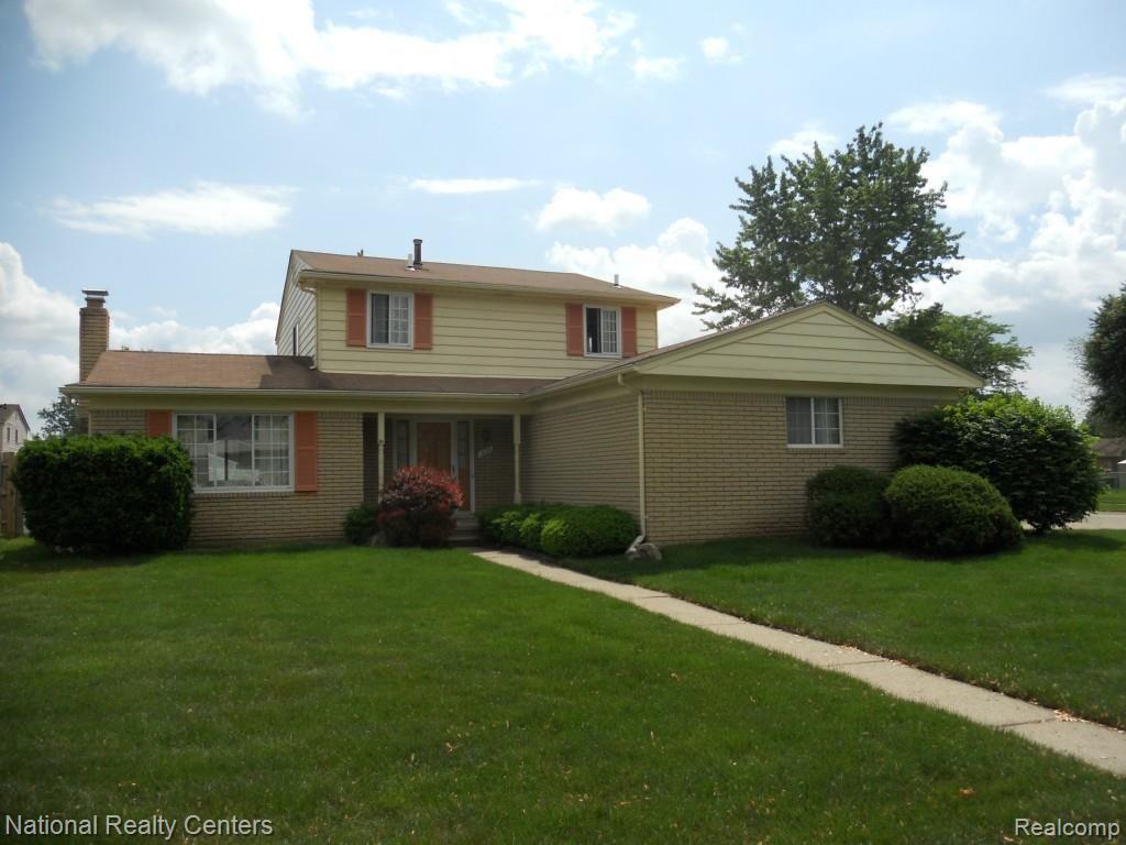 1626 Ranier Street Canton, MI 48187 - Photo 2 of 24
