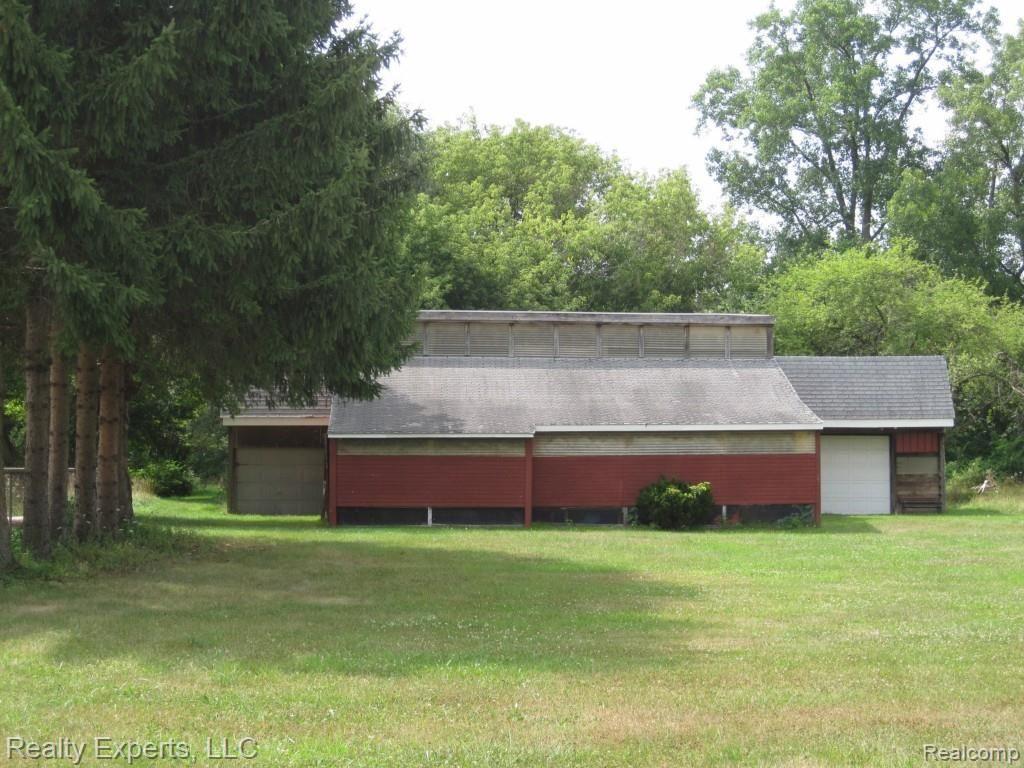 13760 Hoeft Road Belleville, MI 48111 - Photo 33 of 36 Gallery Image 33