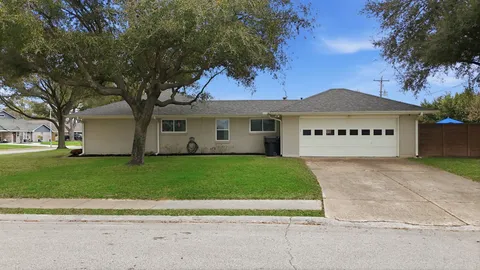 $785,000 | 6427 Waltway Drive, Houston, TX 77008