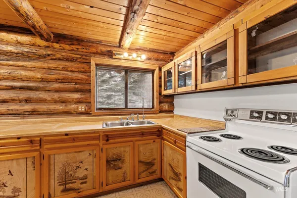 $399,000 | 5 Scott Mountain Road, Garden Valley, ID 83622