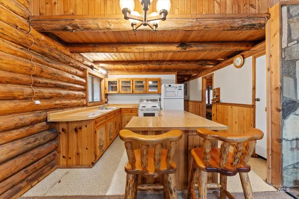 $399,000 | 5 Scott Mountain Road, Garden Valley, ID 83622