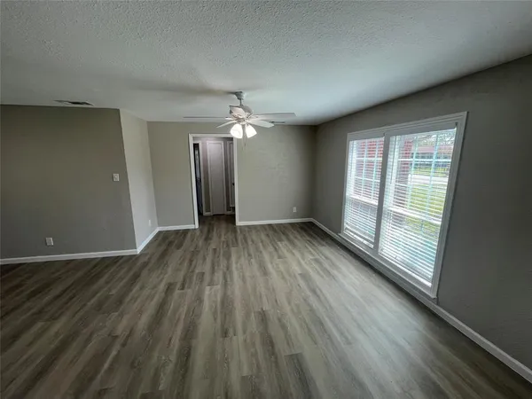 $1,650 | 2017 Tolosa Drive, Dallas, TX 75228