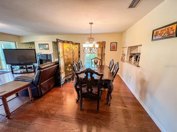 $1,900 | 5574 Chanteclaire, Unit 32, Sarasota, FL 34235