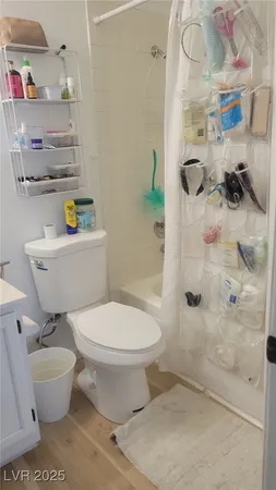 $1,550 | 2140 Willowbury Drive, Unit A, Las Vegas, NV 89108