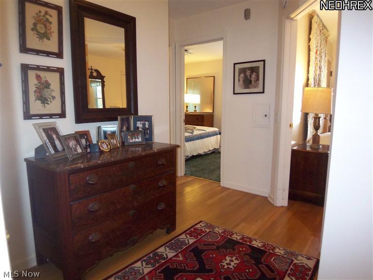 1083 Brandon Road Cleveland, OH 44112 - Photo 9 of 20