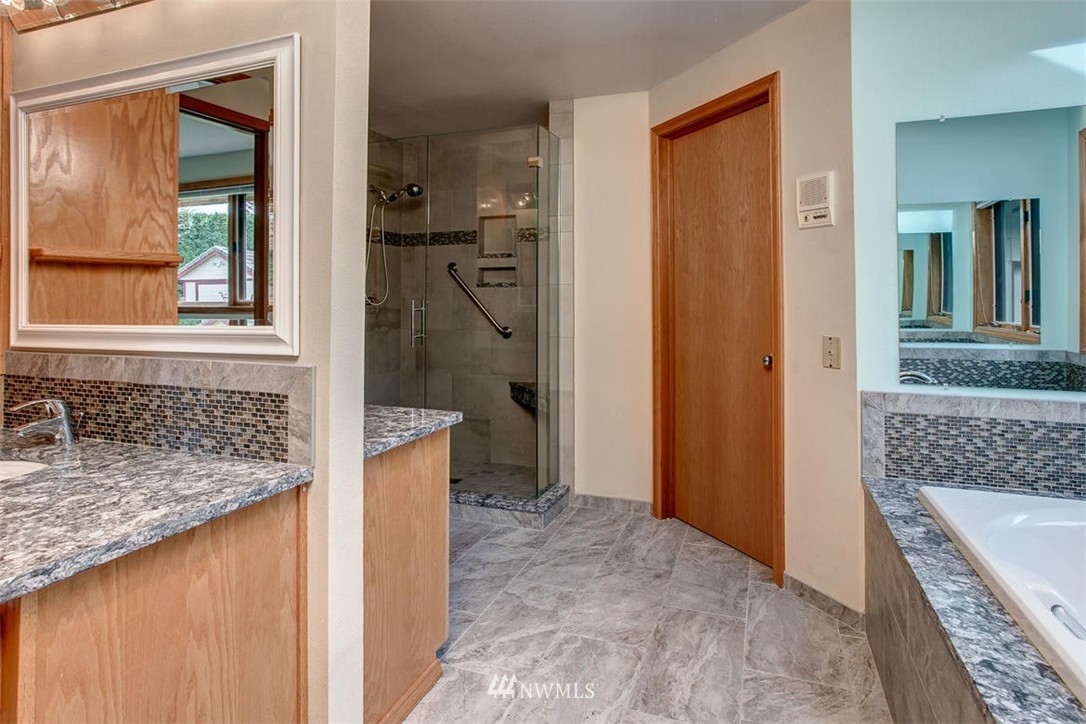 3024 185th Place Southeast Bothell, WA 98012 - Photo 17 of 20 Gallery Image 17
