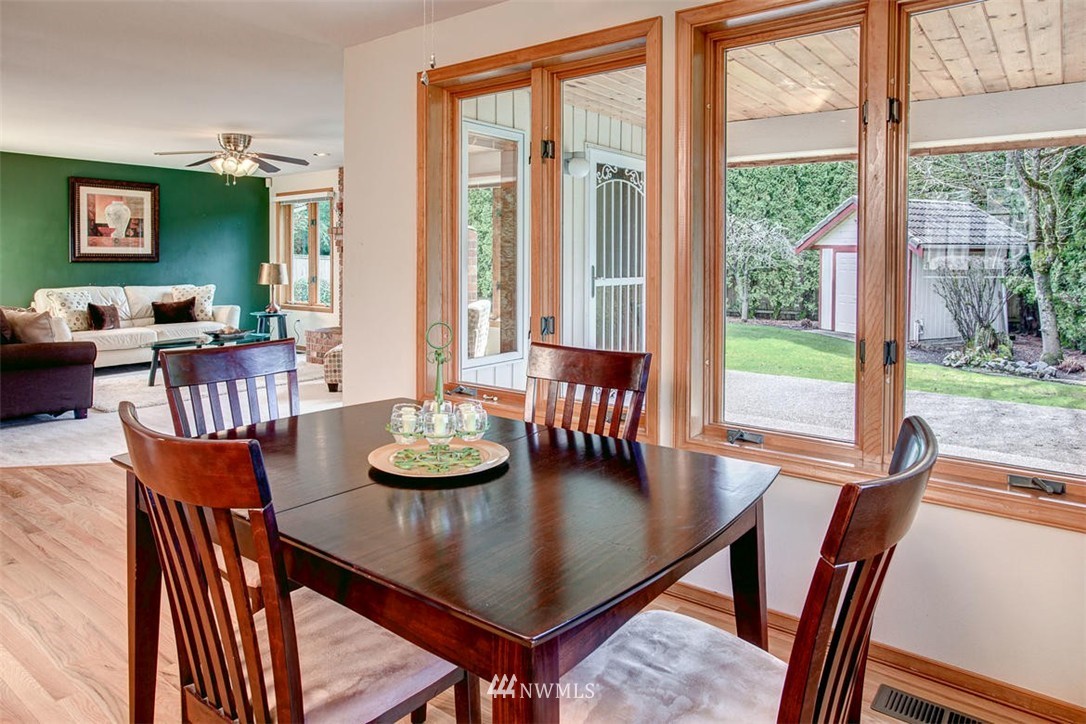 3024 185th Place Southeast Bothell, WA 98012 - Photo 7 of 20 Gallery Image 7