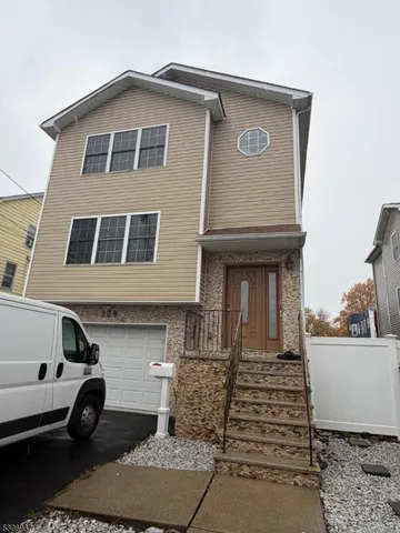 $2,700 | 329 Fair Street, Paterson, NJ 07501