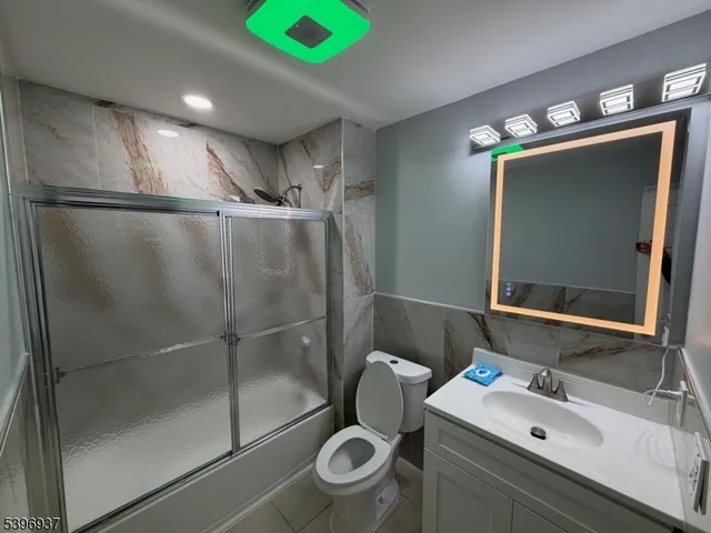 $2,700 | 329 Fair Street, Paterson, NJ 07501