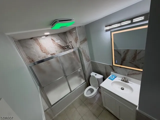 $2,700 | 329 Fair Street, Paterson, NJ 07501