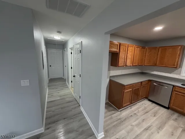 $2,700 | 329 Fair Street, Paterson, NJ 07501