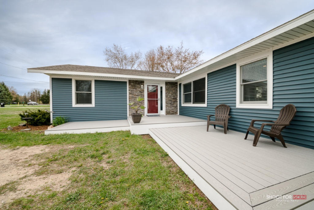 3376 Pillon Road Muskegon, MI 49445 - Photo 3 of 34 3376PillonRd003 LoRes