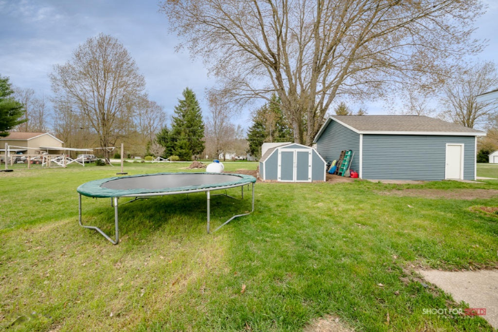 3376 Pillon Road Muskegon, MI 49445 - Photo 5 of 34 3376PillonRd005 LoRes