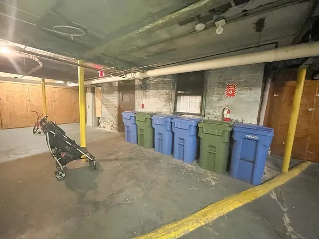 $2,395 | 25 Mt Hood Road, Unit 2, Boston, MA 02135