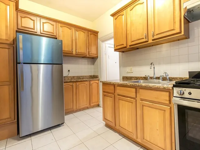 $2,395 | 25 Mt Hood Road, Unit 2, Boston, MA 02135