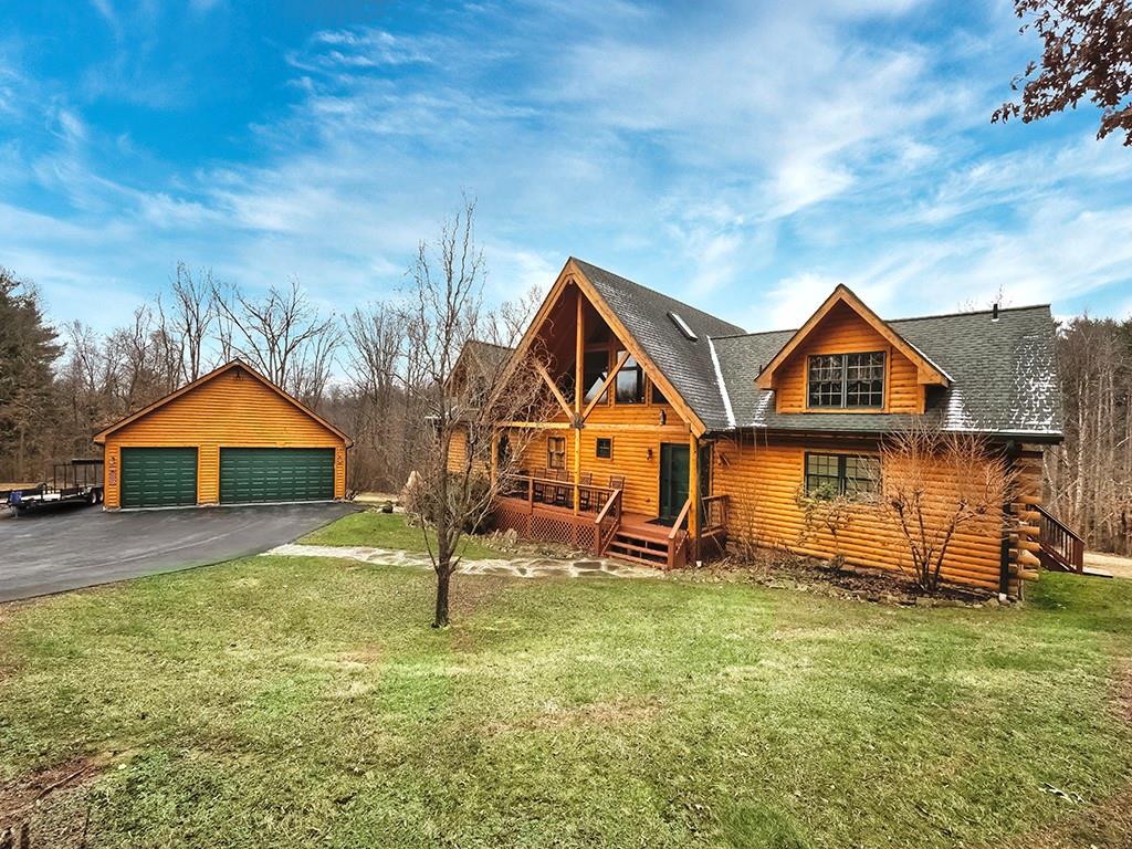 2009 Conley Lane Tarentum, PA 15084 - Photo 2 of 41 Gallery Image 2