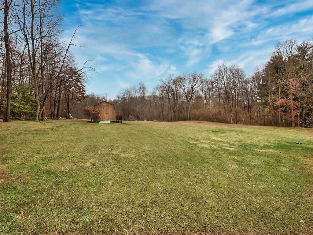 2009 Conley Lane Tarentum, PA 15084 - Photo 31 of 41 Gallery Image 31