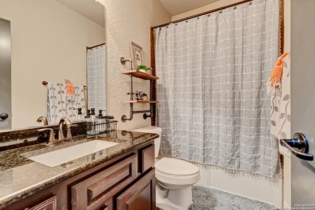 a view of a storage & utility room