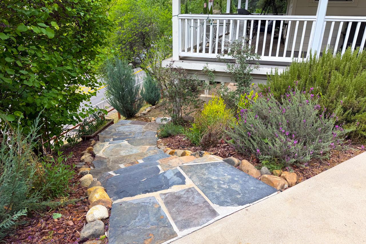 4986 7th Street Mariposa, CA 95338 - Photo 46 of 64 Custom Walkway to 2nd Story w/1Bed-1Bath w/Living Area.