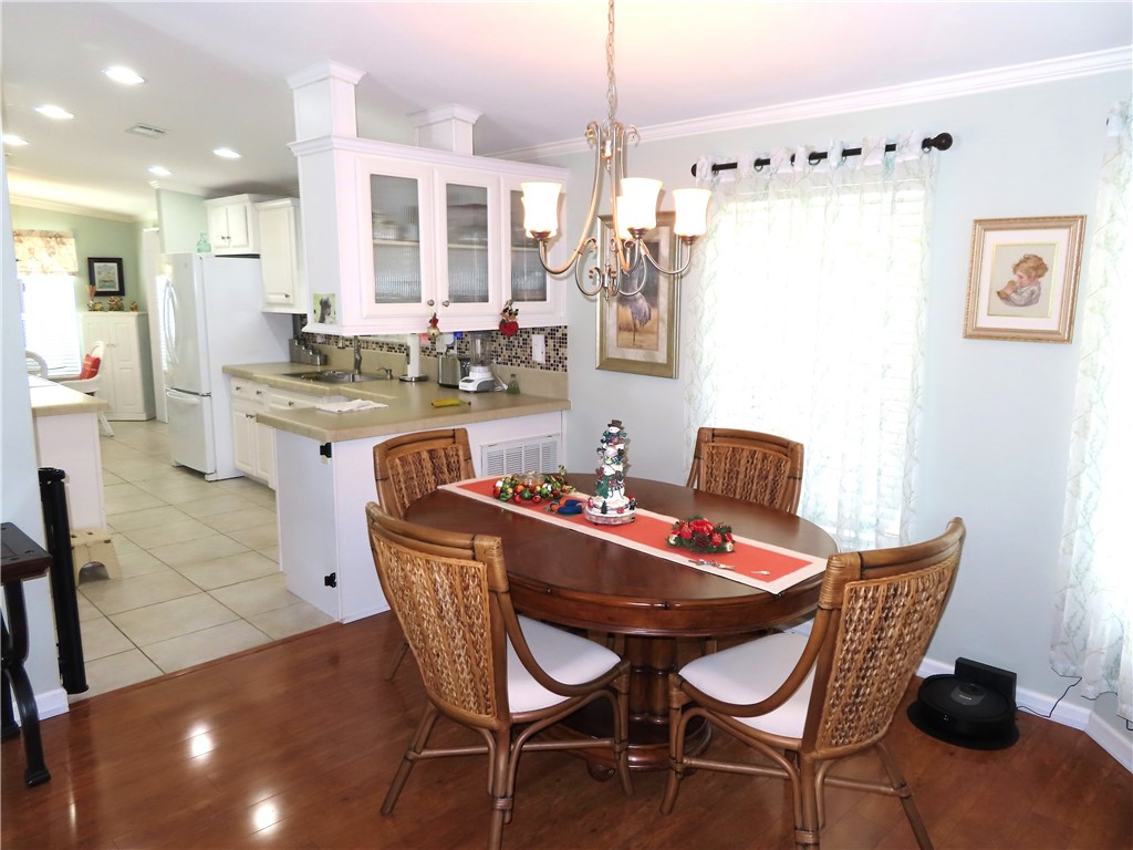 7661 Niantic Avenue, Unit T2 Sebastian, FL 32976 - Photo 11 of 28