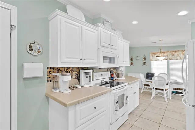 $235,000 | 7661 Niantic Avenue, Unit T2, Micco, FL 32976