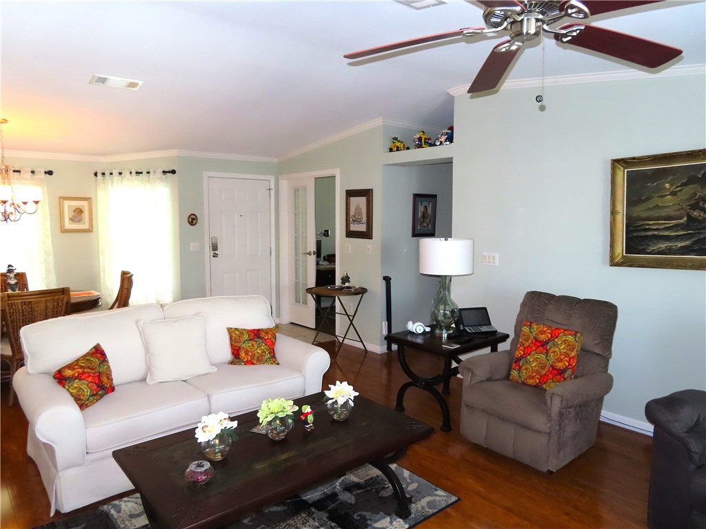 7661 Niantic Avenue, Unit T2 Sebastian, FL 32976 - Photo 15 of 28