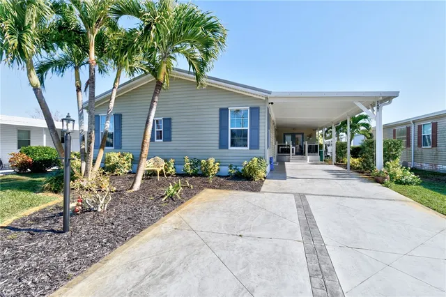 $235,000 | 7661 Niantic Avenue, Unit T2, Micco, FL 32976