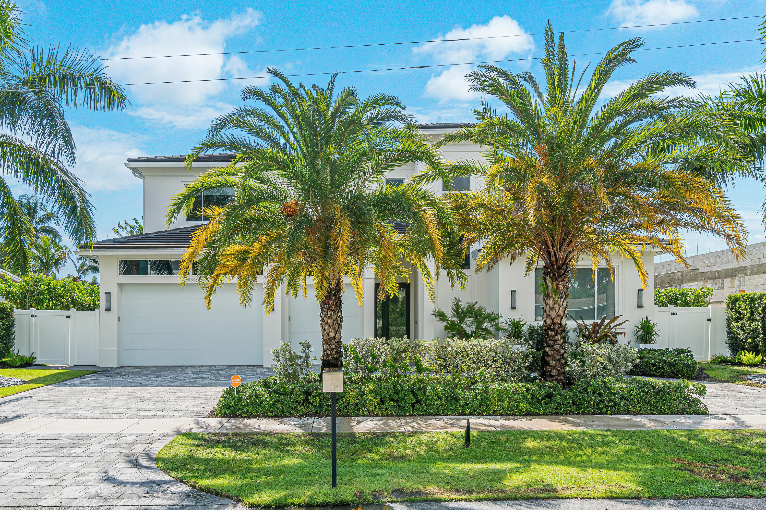 1050 Northeast 2nd Terrace Boca Raton, FL 33432 - Photo 1 of 1 front