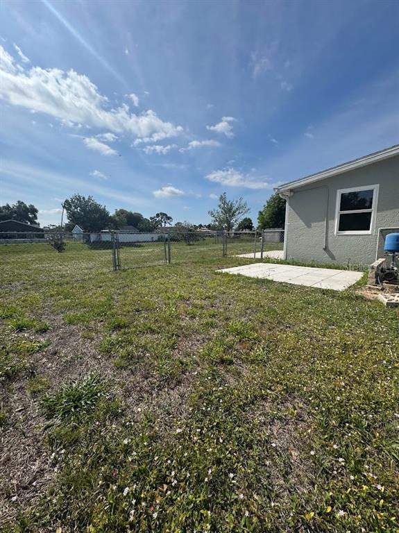 2422 Roxbury Circle North Port, FL 34287 - Photo 6 of 29