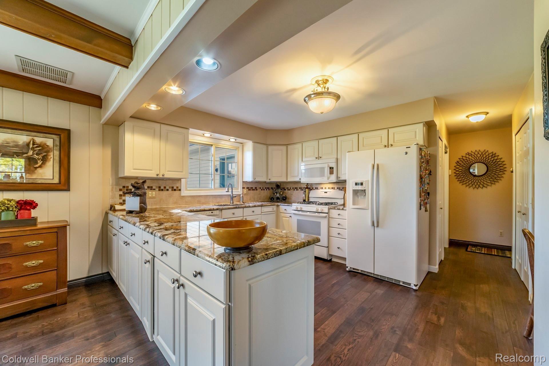 3180 Casey Road Metamora, MI 48455 - Photo 11 of 39 Kitchen