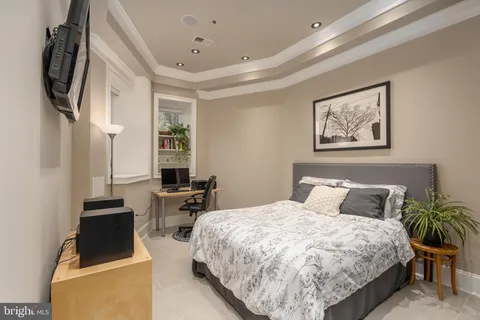 $650,000 | 2464 Ontario Road Northwest, Unit 1, Washington, DC 20009