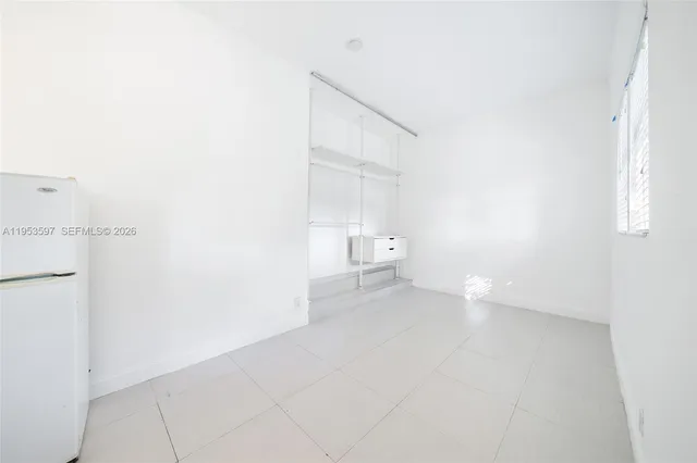 $1,800 | 3262 Elizabeth Street, Unit ST, Miami, FL 33133