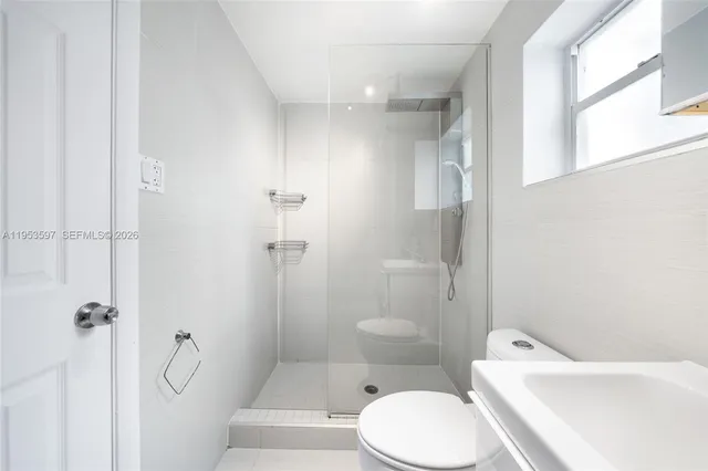 $1,800 | 3262 Elizabeth Street, Unit ST, Miami, FL 33133