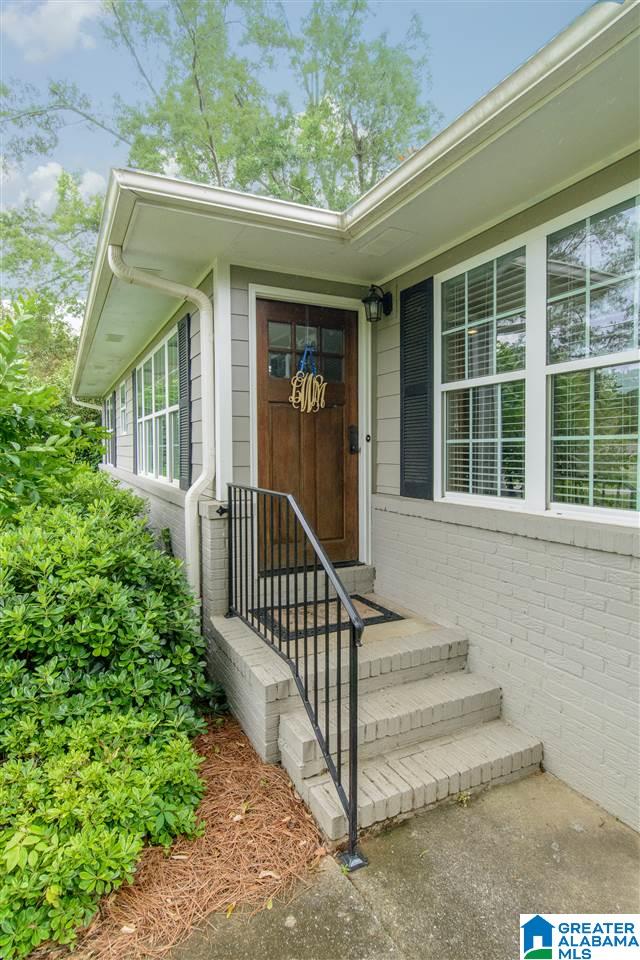 4301 Dolly Ridge Lane Birmingham, AL 35243 - Photo 3 of 33