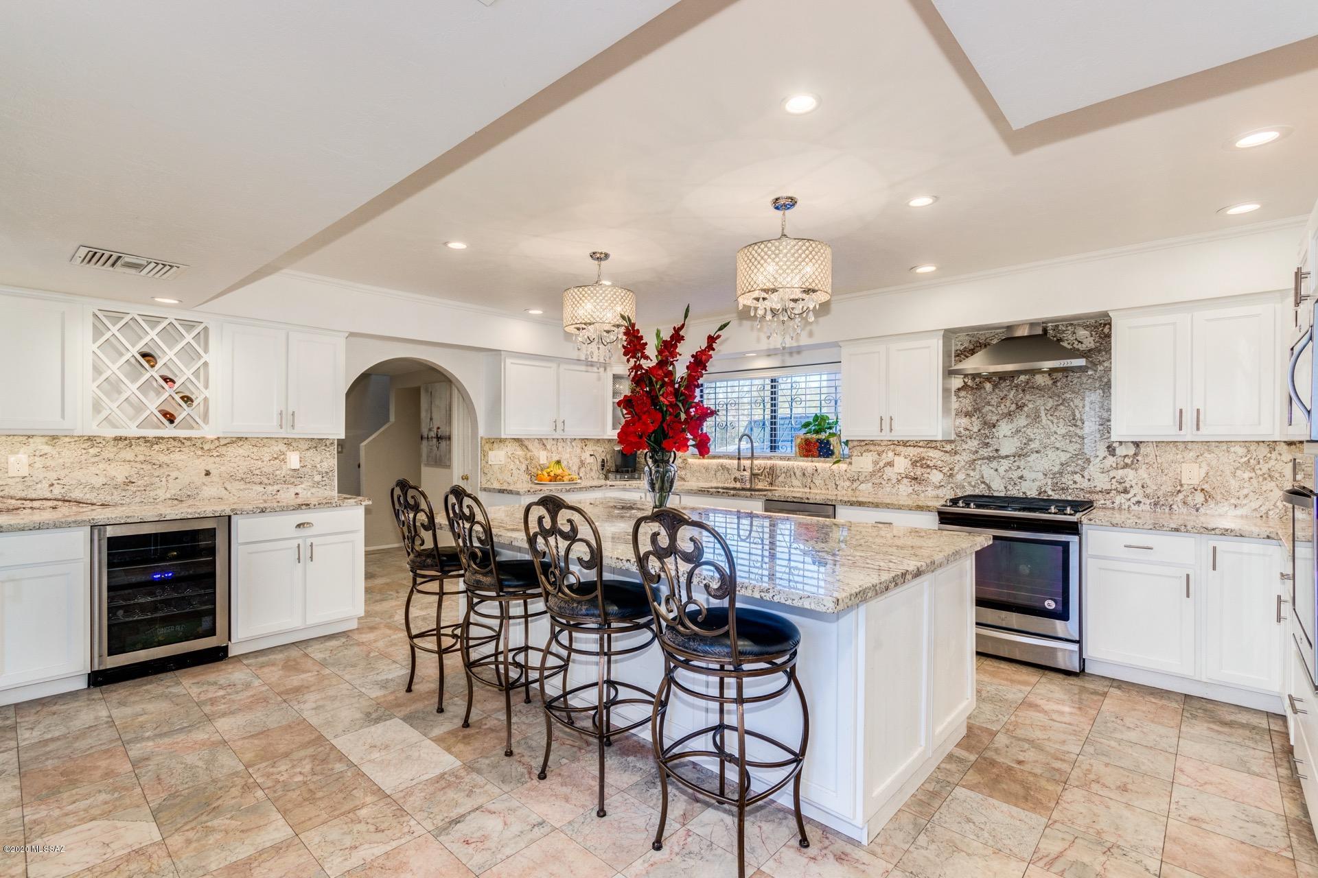 840 North Windbell Circle Tucson, AZ 85745 - Photo 14 of 49 Gallery Image 14