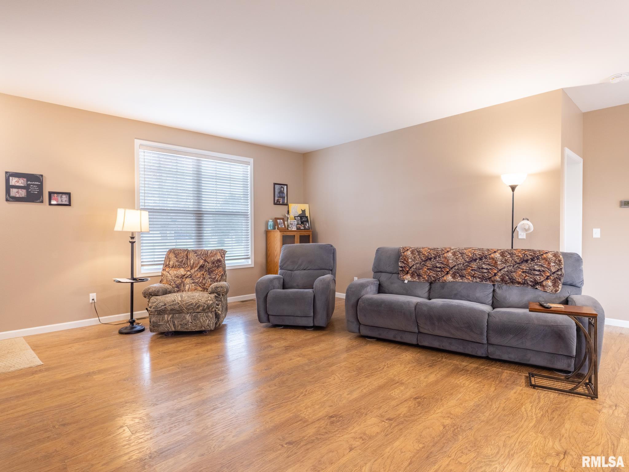 21719 North Blue Ridge Road Chillicothe, IL 61523 - Photo 14 of 79 Gallery Image 14