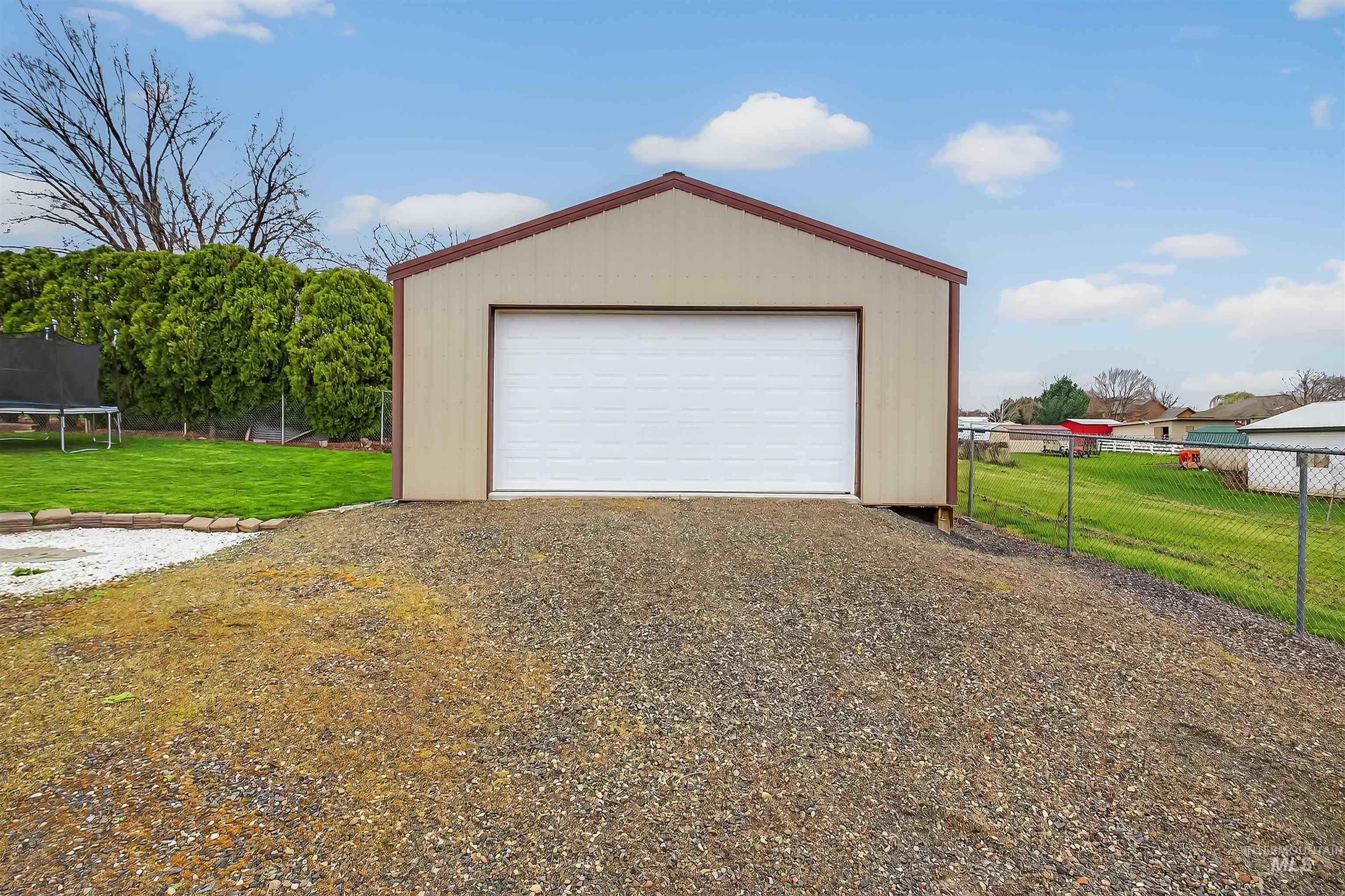 3725 11th Street Lewiston, ID 83501 - Photo 44 of 46 Detached garage with a trampoline