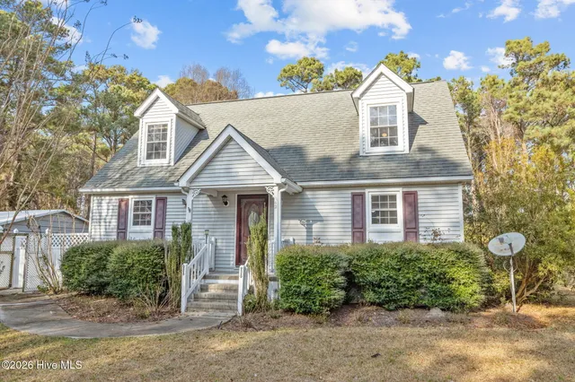 $330,000 | 142 Jordans Lane, Beaufort, NC 28516
