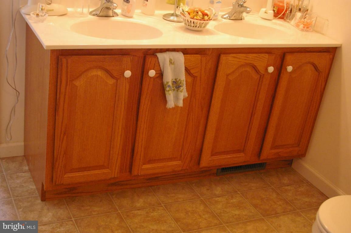512 Providence Court Lititz, PA 17543 - Photo 14 of 19 Gallery Image 14
