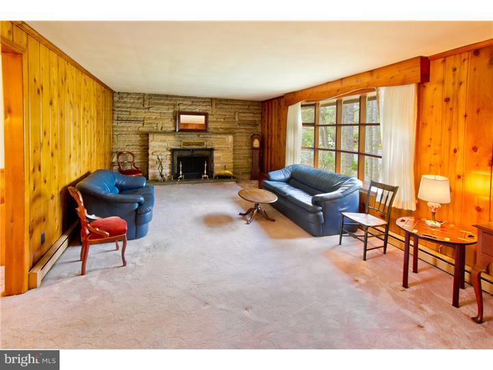 181 Tuckerton Road Medford Lakes, NJ 08055 - Photo 8 of 24 Living Room