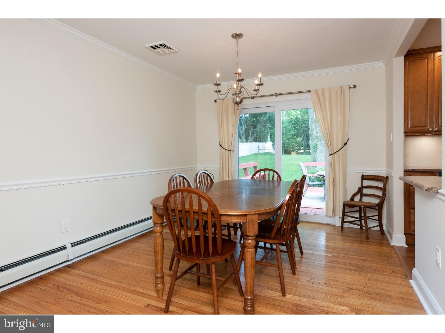 302 Spencer Road Devon, PA 19333 - Photo 8 of 25
