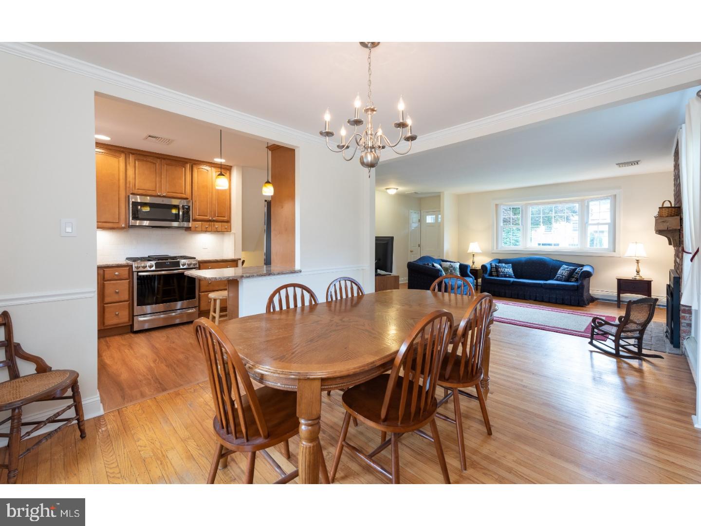 302 Spencer Road Devon, PA 19333 - Photo 10 of 25