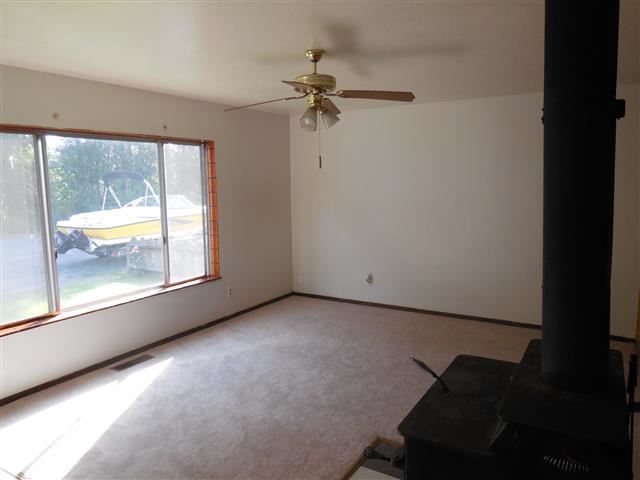 570 Riverside Avenue Chester, CA 96020 - Photo 3 of 13 Gallery Image 3